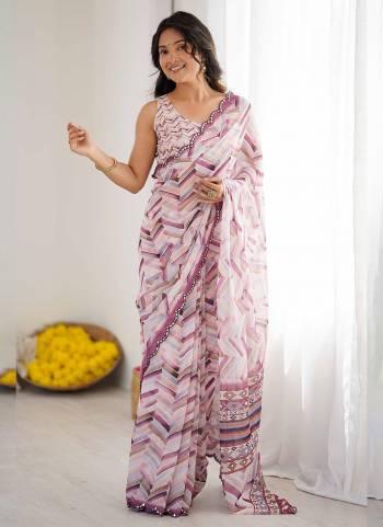Attractive These Party Wear Saree in Fine Colored.These Saree Are Georgette And Blouse is Georgette Fabricated.Its Beautified With Designer Printed With Mirror Cut Border.