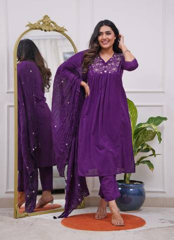 Garb These Suit in Fine Colored Pair With Bottom And Dupatta.These Top Are Viscose Blend And Bottom Are Fabricated On Rayon Pair With Chanderi Dupatta.Its Beautified With Designer Embroidery Work.