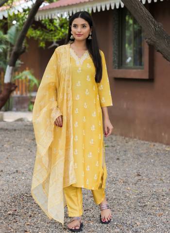 Garb These Suit in Fine Colored Pair With Bottom And Dupatta.These Top Are Rayon And Bottom Are Fabricated On Rayon Pair With Tabby Dupatta.Its Beautified With Designer Embroidery Work.