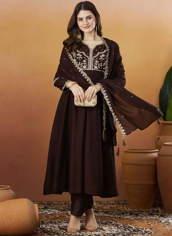 Garb These Suit in Fine Colored Pair With Bottom And Dupatta.These Top Are Vichitra Silk And Bottom Are Fabricated On Vichiitra Silk Pair With Vichitra Silk Dupatta.Its Beautified With Designer Embroidery Work.