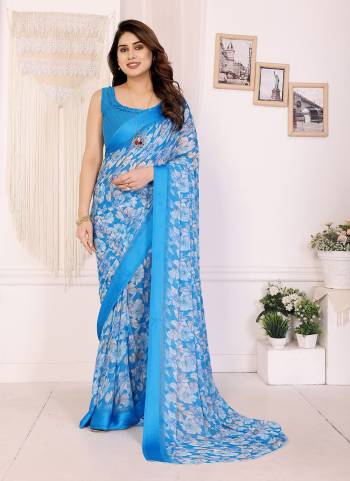 Attrective These Party Wear Saree in Fine Colored.These Saree Are Moss Satin Patta And Blouse is Moss Satin Patta Fabricated.Its Beautified With Designer Flower Printed.