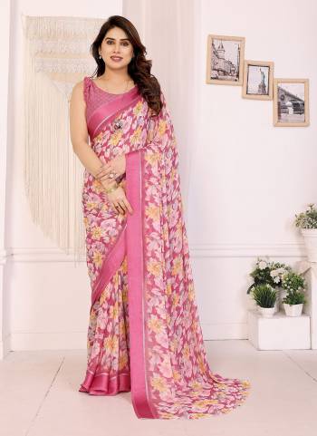 Attrective These Party Wear Saree in Fine Colored.These Saree Are Moss Satin Patta And Blouse is Moss Satin Patta Fabricated.Its Beautified With Designer Flower Printed.