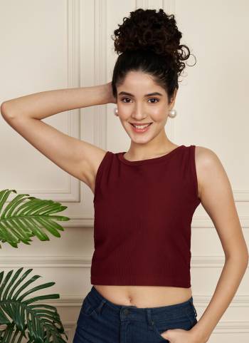 Looking These Beautiful Looking Readymade Tank Top.These Top is Fabricated On Ribbed Knited.Its Beautified With Woven Solid Designer.