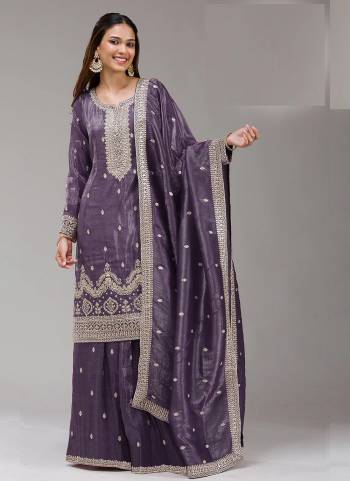 Attactive These Designer Plazzo Suit in Fine Colored Pair With Bottom And Dupatta.These Top Are Gold Crush And Dupatta Are Fabricated On Gold Crush Pair With Gold Crush Bottom.Its Beautified With Santoon Inner.Its Beautified With Heavy Designer Embroidery Work.