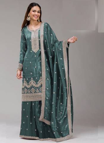 Attactive These Designer Plazzo Suit in Fine Colored Pair With Bottom And Dupatta.These Top Are Gold Crush And Dupatta Are Fabricated On Gold Crush Pair With Gold Crush Bottom.Its Beautified With Santoon Inner.Its Beautified With Heavy Designer Embroidery Work.