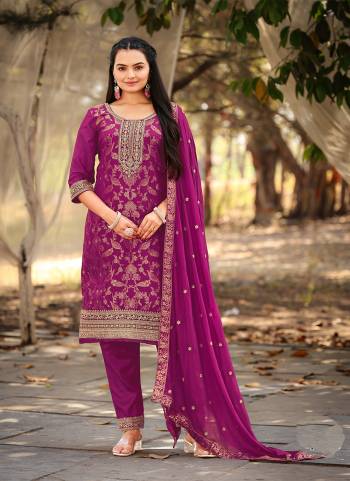 Attrective Looking These Party Wear Suit in Fine Colored Pair With Bottom And Dupatta.These Top Are Viscose Jacquard And Dupatta Are Fabricated On Chinon Pair With Santoon Bottom.Its Beautified With Woven Designer With Embroidery Work.