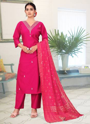 Attrective These Suit in Fine Colored Pair With Bottom And Dupatta.These Top And Bottom Are Fabricated On Vetican Pair With Muslin Banarasi Dupatta.Its Beautified With Designer Dori Embroidery Work.