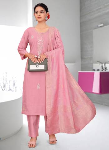 Attrective These Suit in Fine Colored Pair With Bottom And Dupatta.These Top And Bottom Are Fabricated On Muslin Pair With Muslin Banarasi Dupatta.Its Beautified With Designer Adda Hand Embroidery Work.