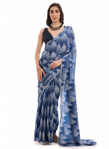 Looking These Ready To Wear Saree in Fine Colored.These Saree is Fabricated On Chinon Pair With Banglori Silk Blouse.Its Beautified Designer Digital Printed.