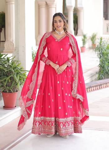 Garb These Beautiful Looking Party Wear Readymade Long Gown With Dupatta.These Gown Are Vichitra Silk And Dupatta is Fabricated On Vichitra Silk.Its Beautified With Designer Jari,Sequance Embroidery Work.