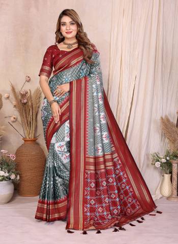 Attractive These Festive Wear Saree in Fine Colored.These Saree And Blouse is Fabricated On Soft Silk.Its Beautified With Weaving Ikkat Jacquard Designer.