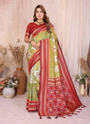 Attractive These Festive Wear Saree in Fine Colored.These Saree And Blouse is Fabricated On Soft Silk.Its Beautified With Weaving Ikkat Jacquard Designer.