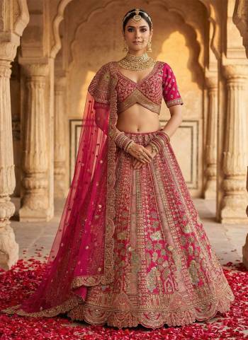 For A Fancy Designer Look,Grab These Lehenga Choli With Dupatta in Fine Colored.These Lehenga And Choli Are Silk And Dupatta Are Fabricated On Soft Net Pair.Its Beautified With Fancy Dori, Sequance,Multy Thread,Jari Embroidery,Heavy Diamond Work. 