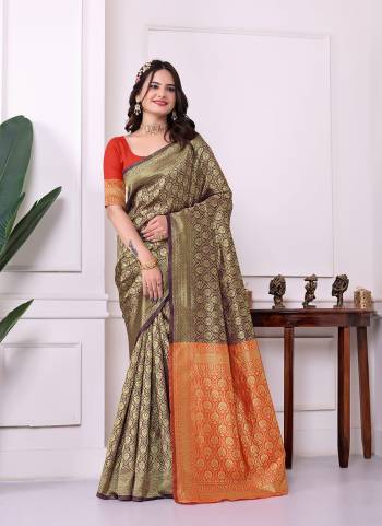 Attrective These Party Wear Saree in Fine Colored.These Saree Are Art Silk And Blouse is Art Silk Fabricated.Its Beautified With Woven Designer.