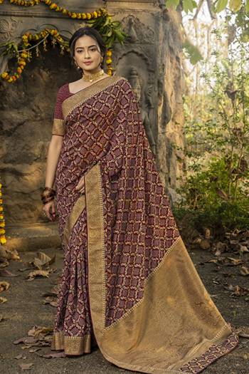 Traditinal pretty look Mahroon Gadwal Silk Saree