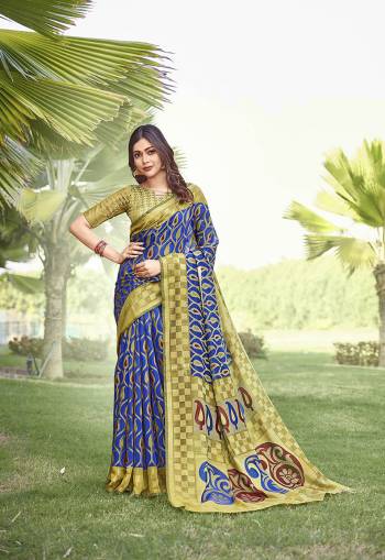 Grab This Pretty Elegant Looking Designer Saree In Black Brasso Print With Contrasting With Blouse. This Saree And Blouse Are Brasso Based Beautified With Stylelist Print. Buy Now. 