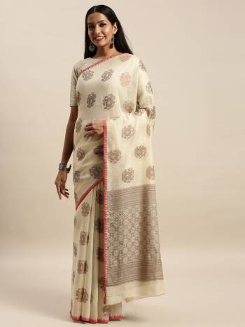 Celebrate This Festive Season In This Very Pretty Handloom Woven Designer Saree Paired With Contrasting Blouse. This Saree and Blouse Are Handloom Cotton Based Woven Design Beautified Saree. 