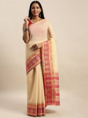 Adorn The Pretty Angelic Look Wearing This Heavy Designer Saree With Contrasting Blouse. This Saree Is Fabricated On Khadi Silk Wevon Paired With Khadi Silk Fabricated Blouse. Its Pretty Color Pallete Will Give An Attractive Look To Your Personality. 