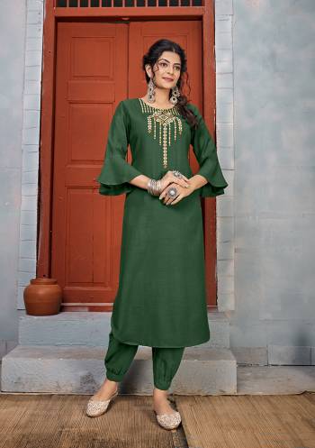 Grab This Readymade Long Kurti In Fine Color Fabricated On Rayon Beautified With Embroidery With Rayon Bottom . It Is Light In Weight And Easy To Carry All Day Long. 