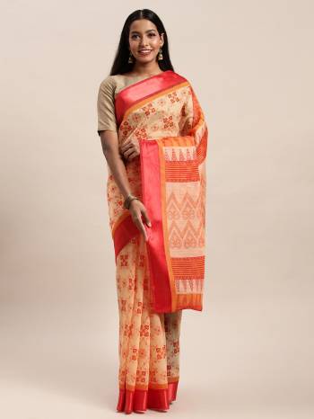 Adorn The Pretty Angelic Look Wearing This Saree In Color Paired With Contrasting Colored Blouse. This Saree Is Fabricated On Cotton Paired With Cotton Fabricated Blouse. Its Printed Pretty Color Pallete Will Give An Attractive Look To Your Personality. 