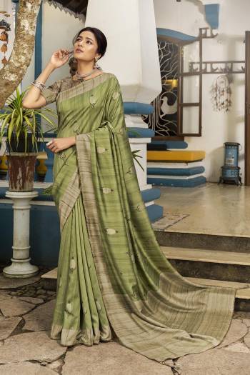 Celebrate This Festive Season In This Very Pretty Pistel Colored Designer Saree Paired With Contrasting Colored Blouse. This Saree and Blouse Are Soft Silk Based Beautified With Printed. 