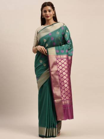 Adorn The Pretty Angelic Look Wearing This Heavy Designer Saree In Color Paired With Contrasting Colored Blouse. This Saree Is Fabricated On Handloom Wevon Cottn Paired With Blouse. Its Pretty Color Pallete Will Give An Attractive Look To Your Personality. 