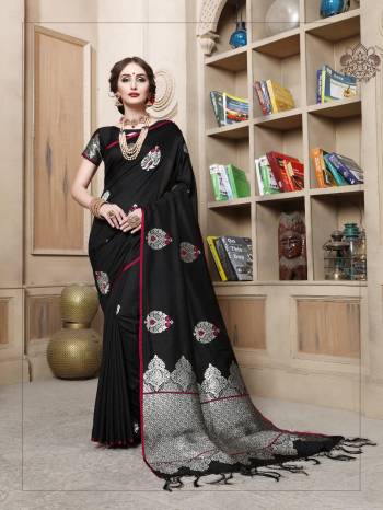 Adorn The Pretty Angelic Look Wearing This Heavy Designer Saree In Rich Color Paired With Contrasting Colored Blouse. This Saree Is Fabricated On Cotton Silk Paired With Cotton Silk Fabricated Blouse With Jacquard Weaving Silver Jari Design. Its Pretty Color Pallete Will Give An Attractive Look To Your Personality. 