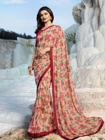 Adorn The Pretty Angelic Look Wearing This Heavy Designer Saree In Paired With Contrasting Blouse. This Saree Is Fabricated On Georgette Paired With Banglori Silk Fabricated Blouse. Its Pretty Color Pallete Will Give An Attractive Look To Your Personality. 