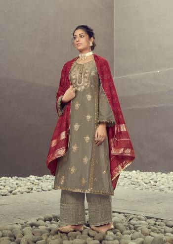 Look Pretty This In This Designer Straight Suit In Fancy Color. This Beautiful Dress Material Is Fabricated On Silk Jacquard Paired With Santoon Bottom With Embroided And Muslin Jacquard Silk Fabricated Dupatta. Buy Now. 