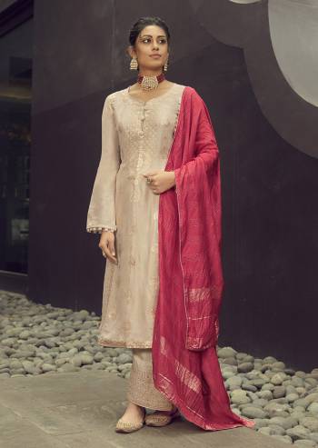 Look Pretty This In This Designer Straight Suit In Fancy Color. This Beautiful Dress Material Is Fabricated On Silk Jacquard Paired With Santoon Bottom With Embroided And Muslin Jacquard Silk Fabricated Dupatta. Buy Now. 