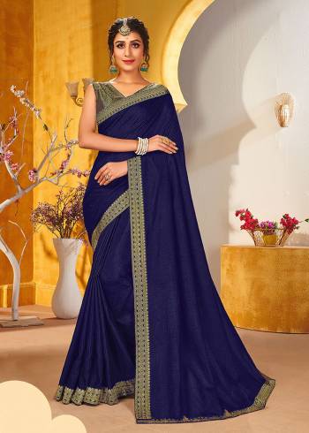 Adorn The Pretty Angelic Look Wearing This Designer Broket Border And Blouse Saree In Blue Color Paired With Blue Colored Blouse. This Saree Is Fabricated On Vichitra Silk Paired With Broket Fabricated Blouse. Its Pretty Color Pallete Will Give An Attractive Look To Your Personality. 