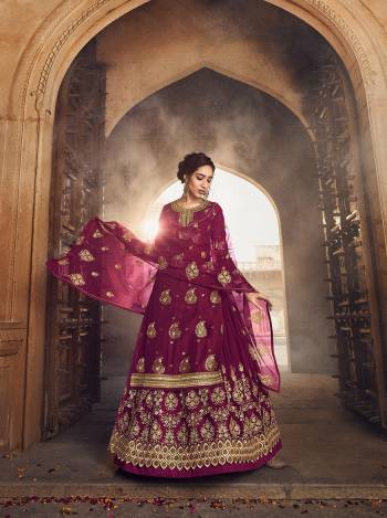 Look Pretty In This Heavy Designer Lehenga Choli In All Over Fine Color. Its Blouse Are Dola Jacquard Wevon And Lehenga Are Fabricated On Net Paired With Net Fabricated Dupatta. It Is Beautified With Heavy Embroidery And Diamond Work Giving It An Attractive Look.

