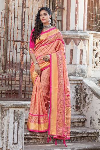 Adorn The Pretty Angelic Look Wearing This Heavy Wevon Designer Saree In Fine Color Paired With Contrasting  Colored Blouse. This Saree Is Fabricated On Silk Paired With Silk Fabricated Blouse. Its Pretty Color Pallete Will Give An Attractive Look To Your Personality. 