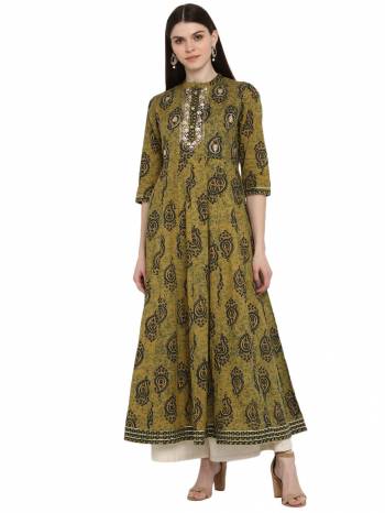 Grab This Readymade Long Kurti In Fine Color Fabricated On Cotton Beautified With Printed And Embroidery Work. It Is Light In Weight And Easy To Carry All Day Long. 