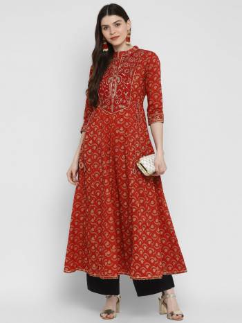 Grab This Readymade Long Kurti In Fine Color Fabricated On Cotton Beautified With Printed And Embroidery Work. It Is Light In Weight And Easy To Carry All Day Long. 