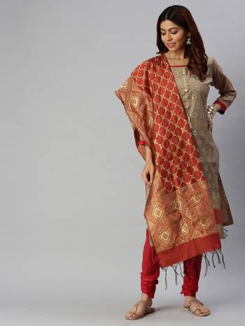 Look Pretty This Designer Floor Length Suit In Lovely  Color.?Its Pretty Embroidred Top Is Cotton Based Paired With Semi Lawn And Banarasi Jacquard Fabricated Dupatta Which Gives An Attractive To The Suit.