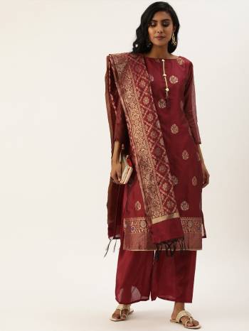 Look Pretty This Designer Suit In Lovely  Color.?Its Pretty Wevon Banarasi Jacquard Design Based Top Paired With Santoon Bottom And Banarasi Jacquard Fabricated Dupatta Which Gives An Attractive To The Suit.