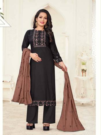 Here Is A Designer Embroidered Readymade Suits In Fine Dusty Color Paired With Dupatta. Its Top And Bottom Is Linen Slub Based Paired With Gadwal Cotton Fabricated Embroidered Dupatta. Its Fabrics Are Soft Towards Skin And Easy To Carry All Day Long