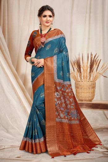 You Will Definitely Earn Lots Of Compliments Wearing This Designer Saree In English Color. This Saree Is South Cotton With Wevon Jari Pallu Based Beautified With Floral Prints. Buy This Saree Now.