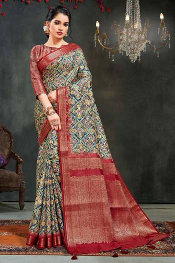 Grab This Pretty Elegant Looking Designer Saree In Fine Color Paired With Contrasting Colored Blouse. This Saree And Blouse Are Georgette Silk Based Beautified With Weaving Jacquard Pallu And Boddy With Printed. Buy Now.