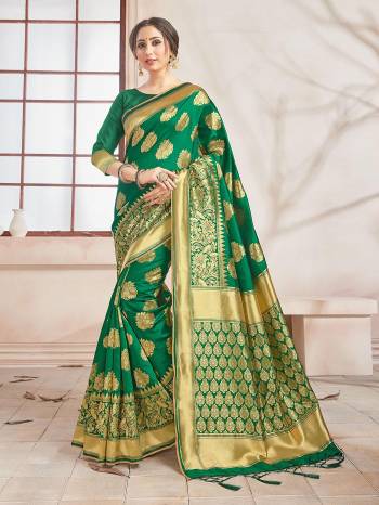 The Pretty Angelic Look Wearing This Heavy Designer Wevon Saree In Green Color Paired With Blouse. This Saree Is Fabricated On Banarasi Silk Paired With Banarasi Silk Fabricated Blouse. Its Pretty Color Pallete Will Give An Attractive Look To Your Personality. 