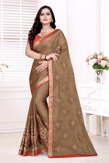 This Festive And Wedding Season In This Very Pretty Colored Designer Saree Paired With Contrasting Colored Blouse. This Saree Are Two Tone Chiffon and Blouse Are Banarasi Silk Based Beautified With Detailed Heavy Jari Embroidery Work. 