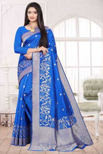 Adorn The Pretty Angelic Look Wearing This Heavy Designer Wevon Saree In Royal Blue Color Paired With Blouse. This Saree Is Fabricated On Soft Art Silk Paired With Art Silk Fabricated Blouse. Its Pretty Color Pallete Will Give An Attractive Look To Your Personality. 