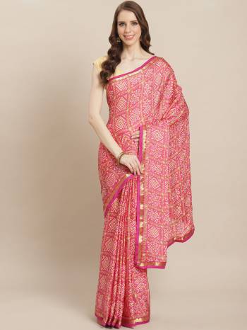Garb This Very Pretty Colored Bandhej Printed Saree Paired With Blouse. This Saree Are Moss Georgette With Blouse With Detailed Bandhani Printed With Lase Border. 