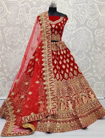 Attrective Look Heavy Designer Lehenga Choli And Dupatta In Red Color Fabricated Choli And Lehenga Are Velvet And Dupatta Are Soft Net With Heavy Attractive Jari,Dori Embroidery With Diamond Work. 