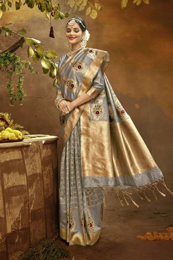 Celebrate This Festive Season In This Very Pretty Fine Colored Designer Saree Paired With Blouse. This Saree and Blouse Are Banarasi Silk Based Beautified With Detailed Wevon Heavy Deasigner Work. 