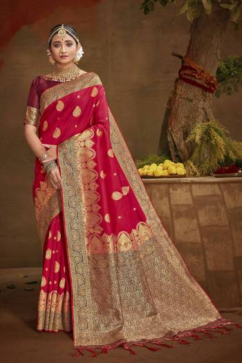 Celebrate This Festive Season In This Very Pretty Fine Colored Designer Saree Paired With Contrasting Blouse. This Saree and Blouse Are Banarasi Silk Based Beautified With Detailed Wevon Heavy Deasigner Work. 