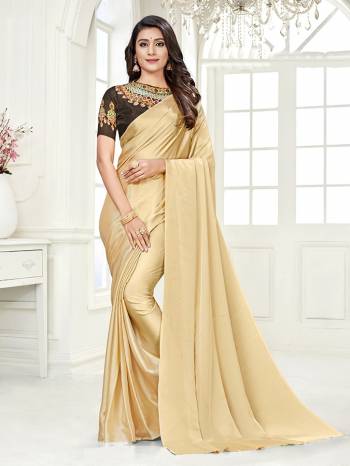 Look Attractive Wearing This Saree Paired With Contrased Colored Blouse.  This Heavy Saree Is Columbus chiffon Based Dyed And Blouse In Satin Based With Designer Printed With Diamond Work.Which Gives A Rich Look To Your Personality. Buy This Pretty Saree Now.