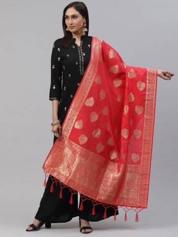 Attrective Look Of Your Gown, Lehenga Or Even Kurti With This Pretty Wevon Jacquard Work In Art Silk Fabricated Dupatta. You Can Pair This Up Same Or Contrasting Colored Attire. Buy Now.