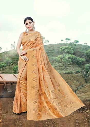 Traditioal Look This Pretty Elegant Looking Designer Party Wear Saree In Light Color Paired With Blouse. This Saree And Blouse Are Banarasi Silk Based With Heavy Weving Designer Work Beautified Saree. Buy Now.